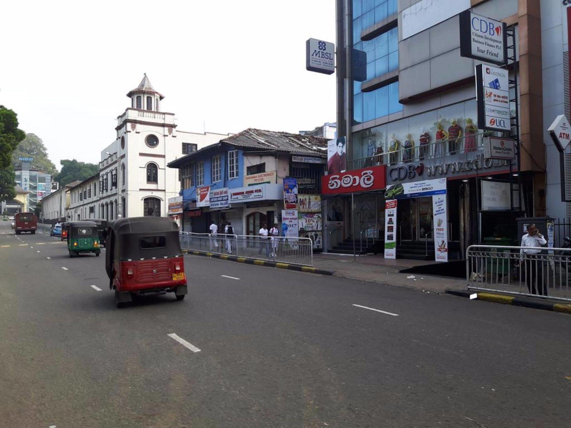 Meili Lanka City Hotel Kandy Eksteriør bilde